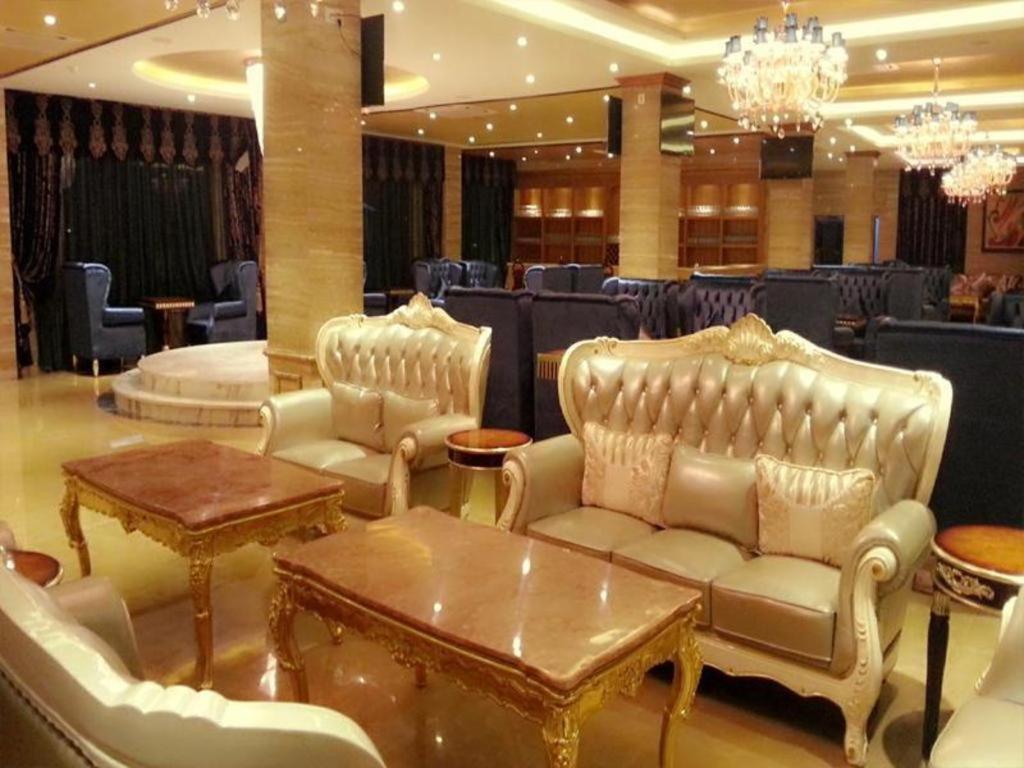 Star World Hotel 3*